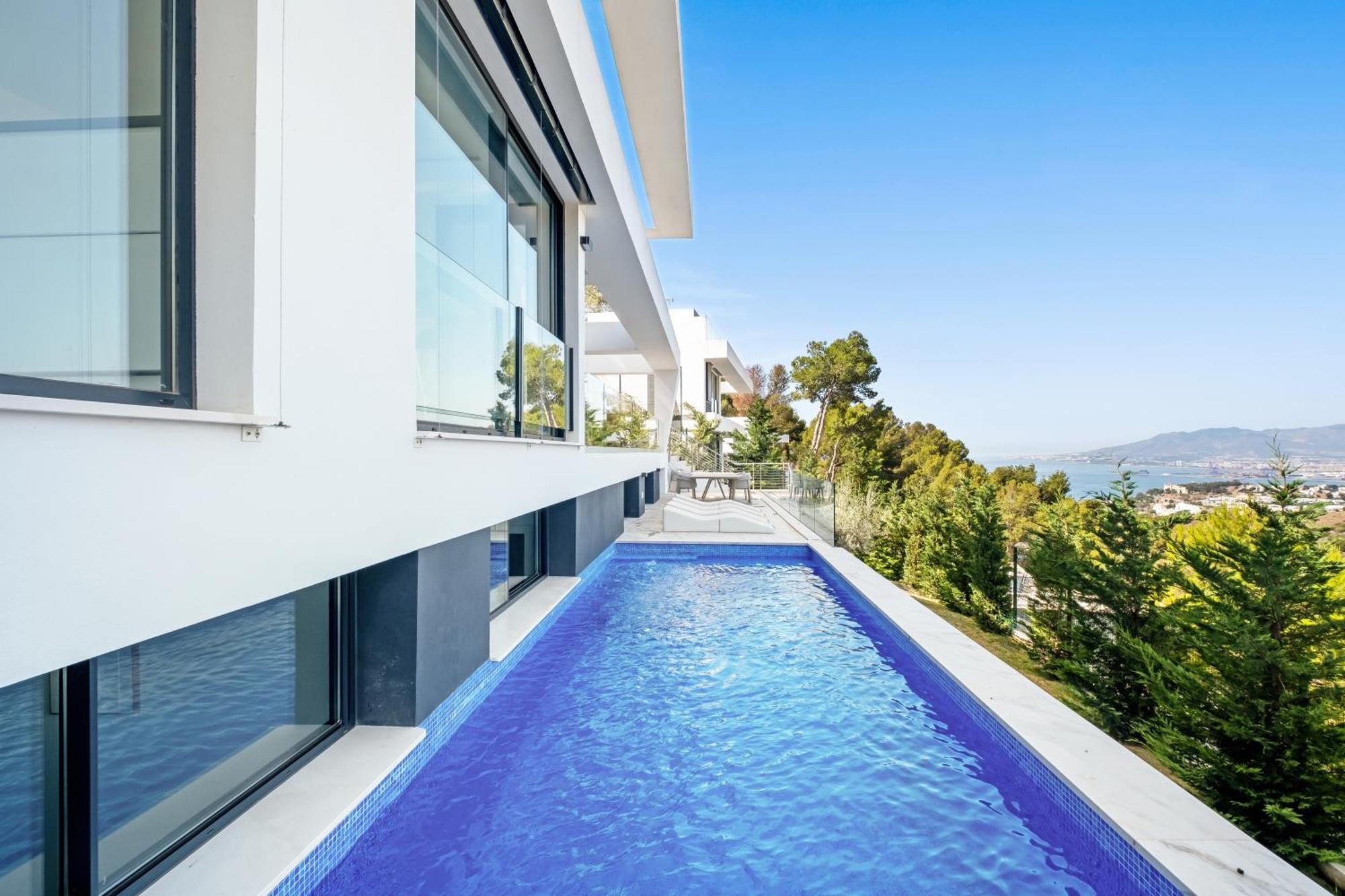 Villas Pinares De San Anton - Sea, City, Mountain, Views Málaga Buitenkant foto